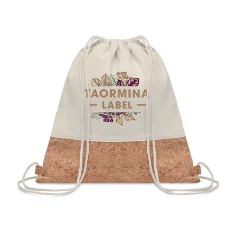 Mochila saco blanca con base de corcho y cordones, con logo de Taormina Label y diseño floral.