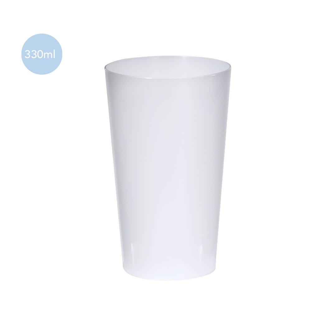 Vaso blanco de plástico translúcido con capacidad de 330 ml.