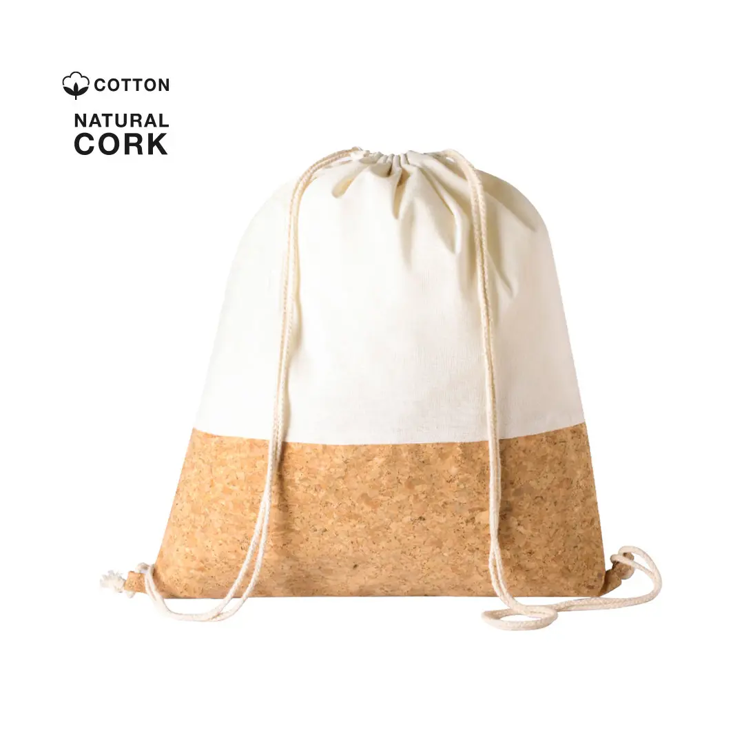 Mochila saco de algodón blanco con base de corcho natural y cierre de cordón.