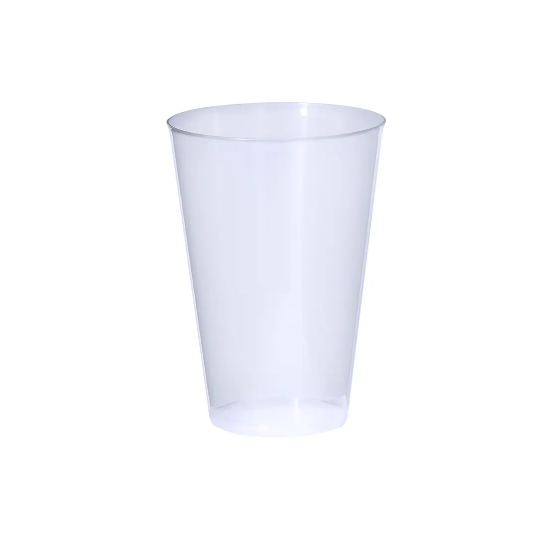 Vaso transparente de plástico desechable con forma cónica.